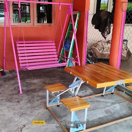 Homestay D' Tengah Bandar Kuala Rompin Εξωτερικό φωτογραφία