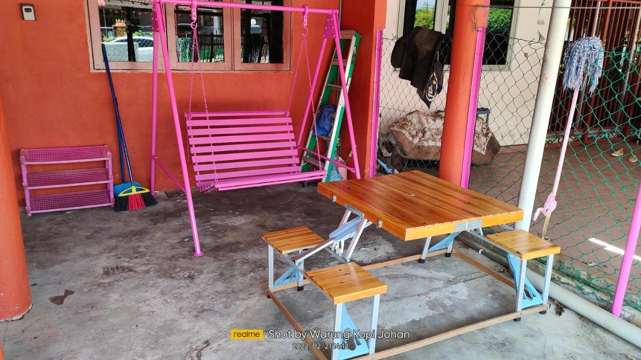 Homestay D' Tengah Bandar Kuala Rompin Εξωτερικό φωτογραφία